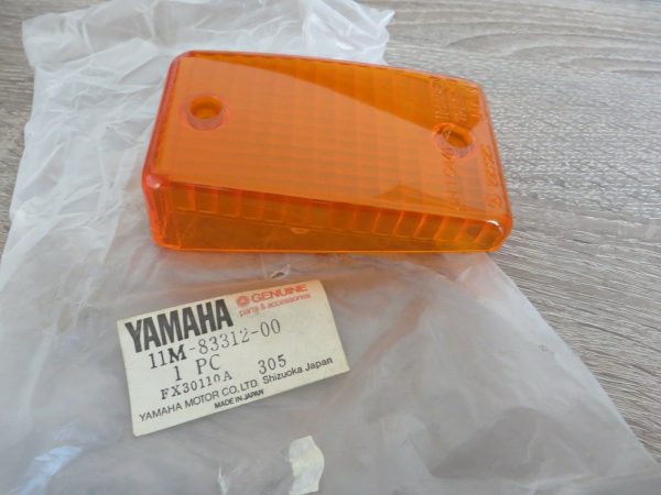 Yamaha FJ1100 XJ600 XJ750 XJ900 rear flasher lens 11M-83312-00 Original Neu 11M-83312-00 Genuine spare part – MG-Teileshop